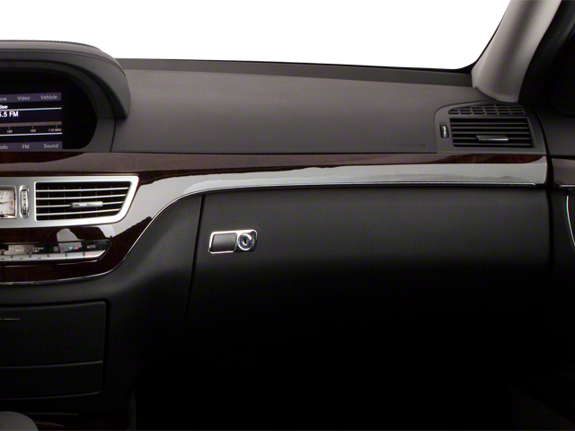 2013 Mercedes-Benz S-Class S 550 4MATIC® Sedan