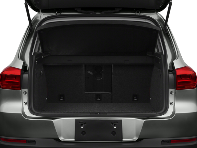 2017 Volkswagen Tiguan Wolfsburg Edition photo 4