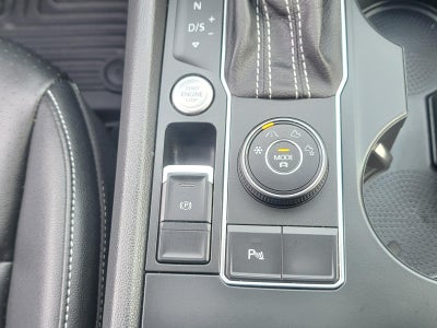 2021 Volkswagen Atlas 3.6L V6 SE w/Technology R-Line