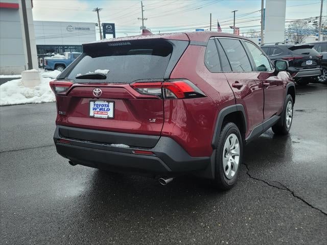 2023 Toyota RAV4 LE