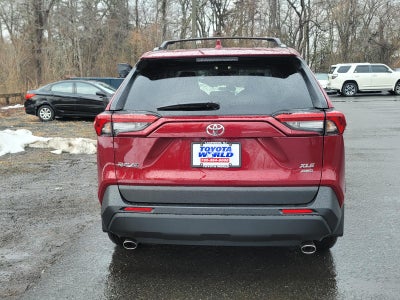 2025 Toyota RAV4 XLE
