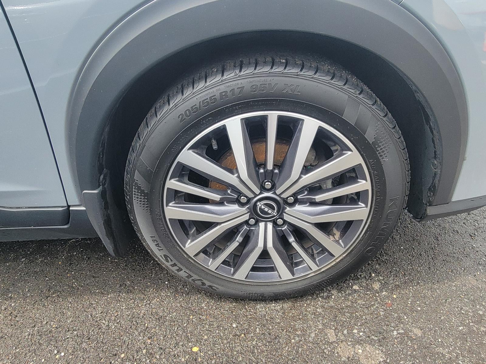 2023 Nissan Kicks SV
