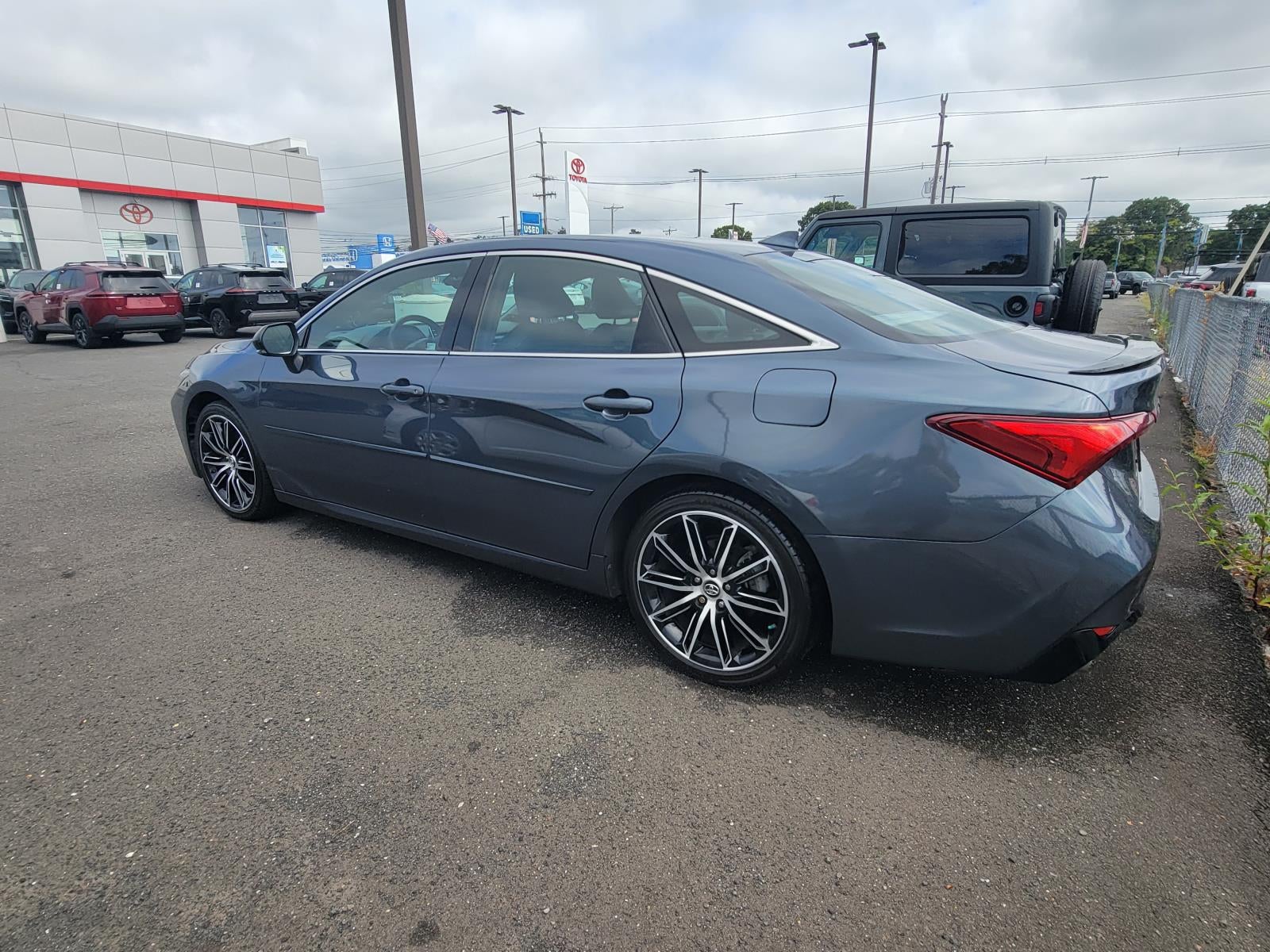 2019 Toyota Avalon Touring