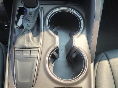 2024 Toyota Camry SE Auto (Natl)