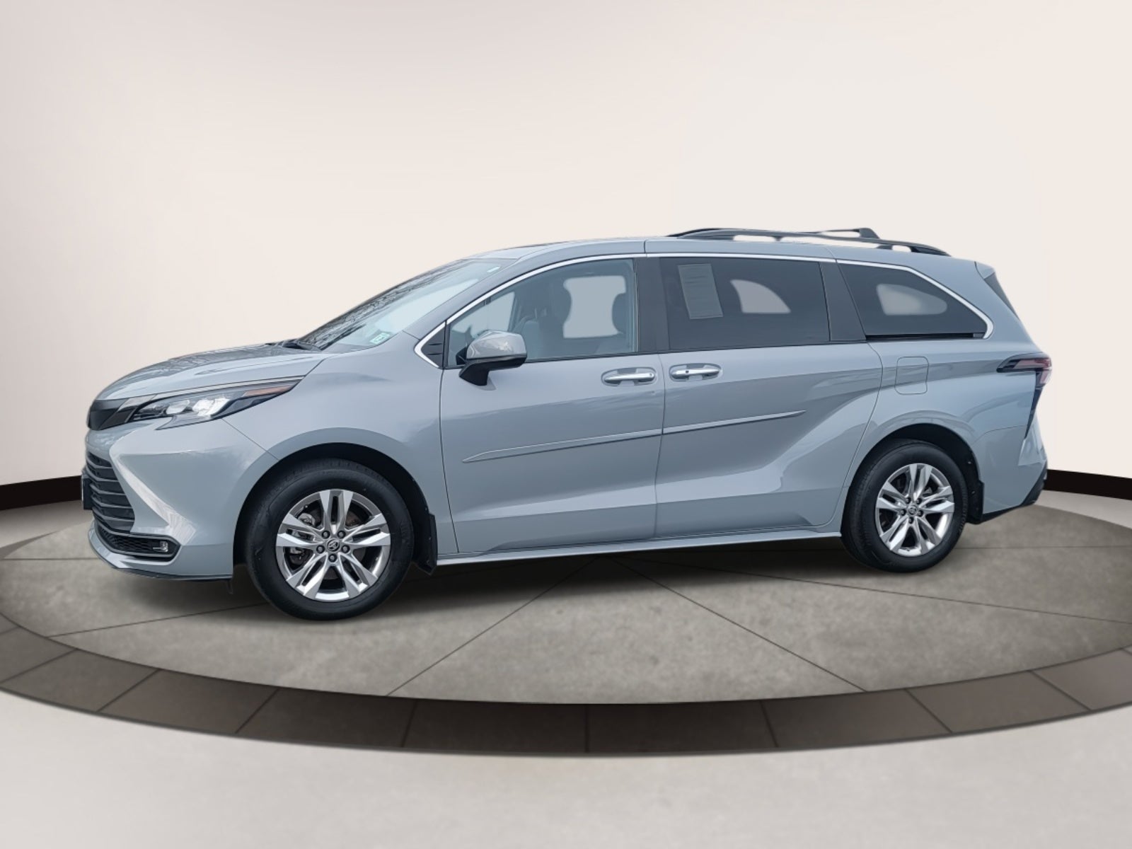 2023 Toyota Sienna Woodland Edition