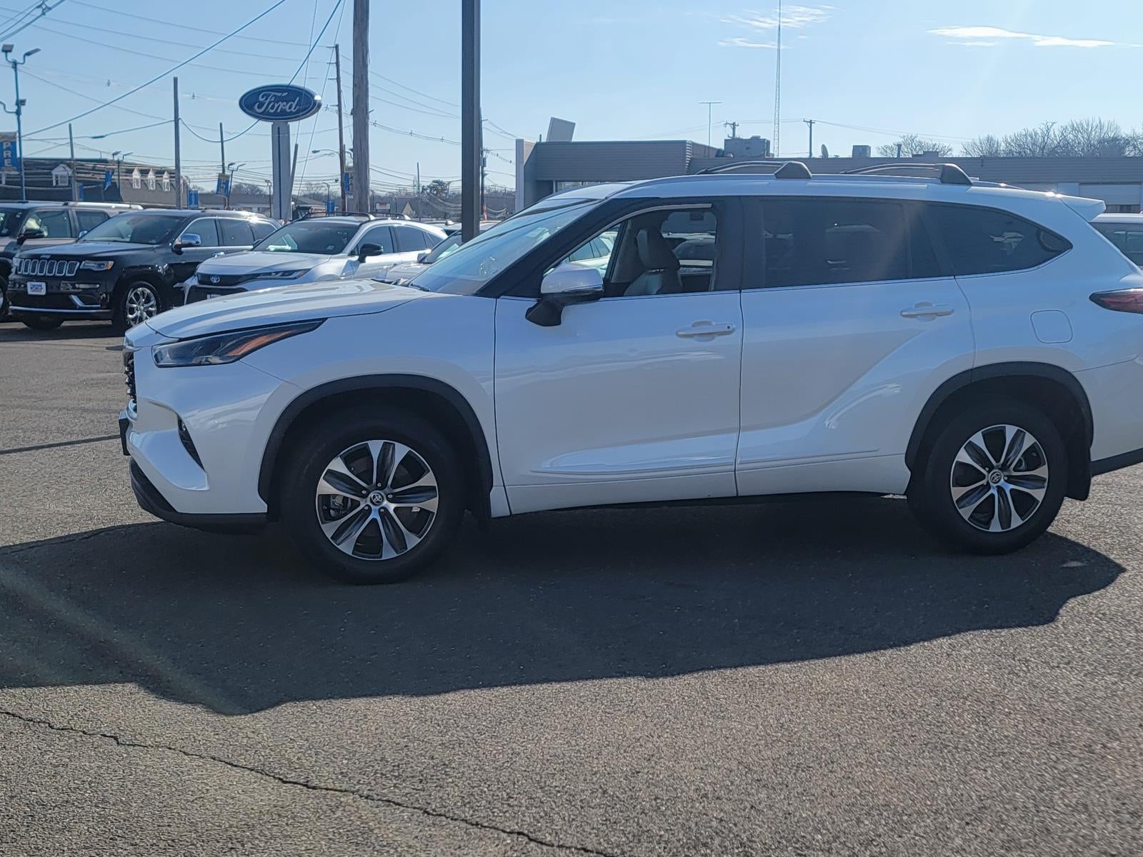 2023 Toyota Highlander XLE
