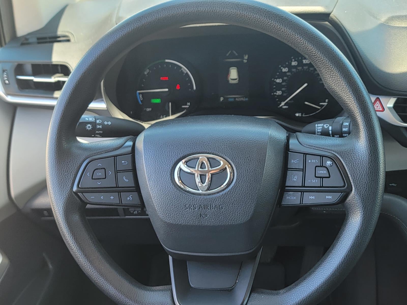 2023 Toyota Sienna LE