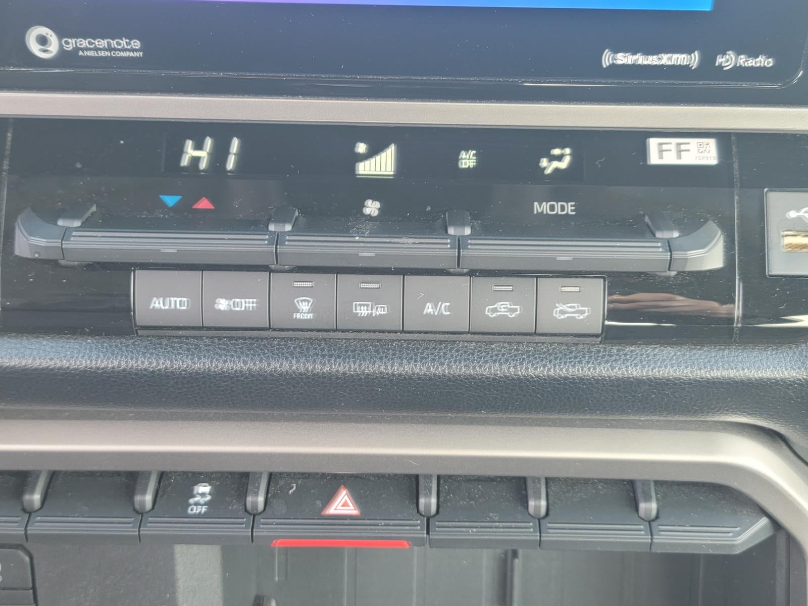 2022 Toyota Tundra 4WD SR5