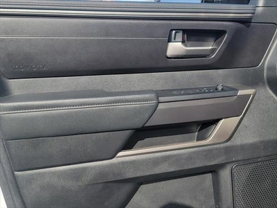 2022 Toyota Tundra 4WD SR5