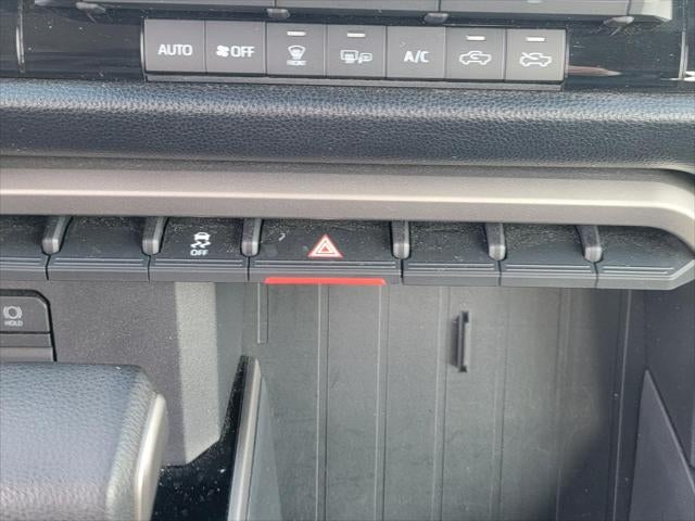 2022 Toyota Tundra 4WD SR5