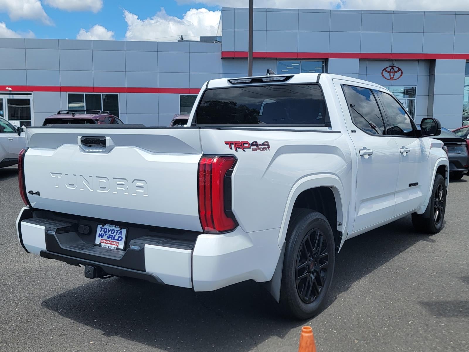 2023 Toyota Tundra 4WD SR5