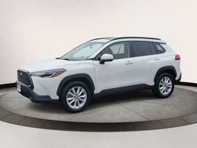 2024 Toyota Corolla Cross LE