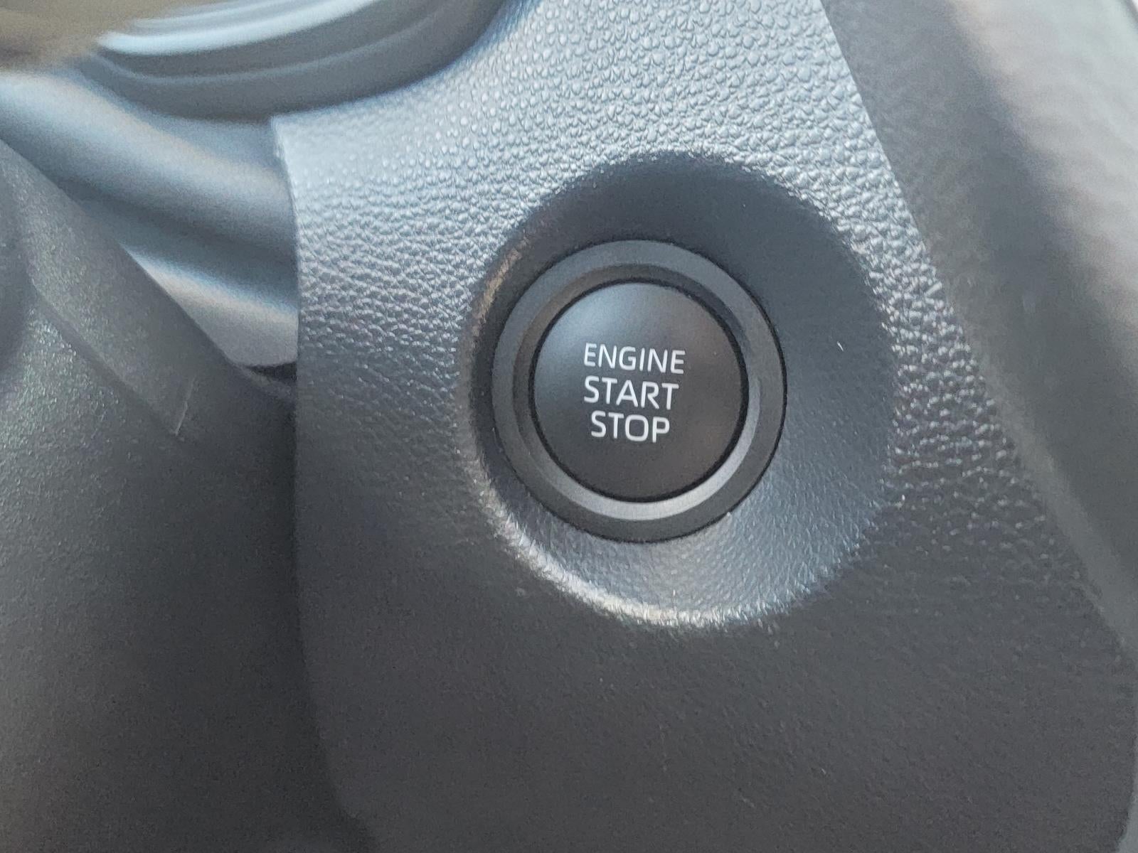 2024 Toyota Corolla Cross LE 4WD (Natl)