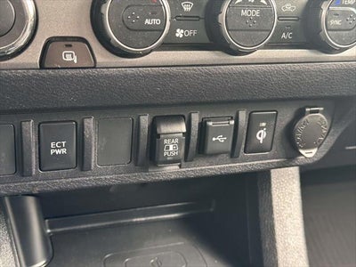 2023 Toyota Tacoma 4WD TRD Sport Double Cab 5' Bed V6 MT (Natl)