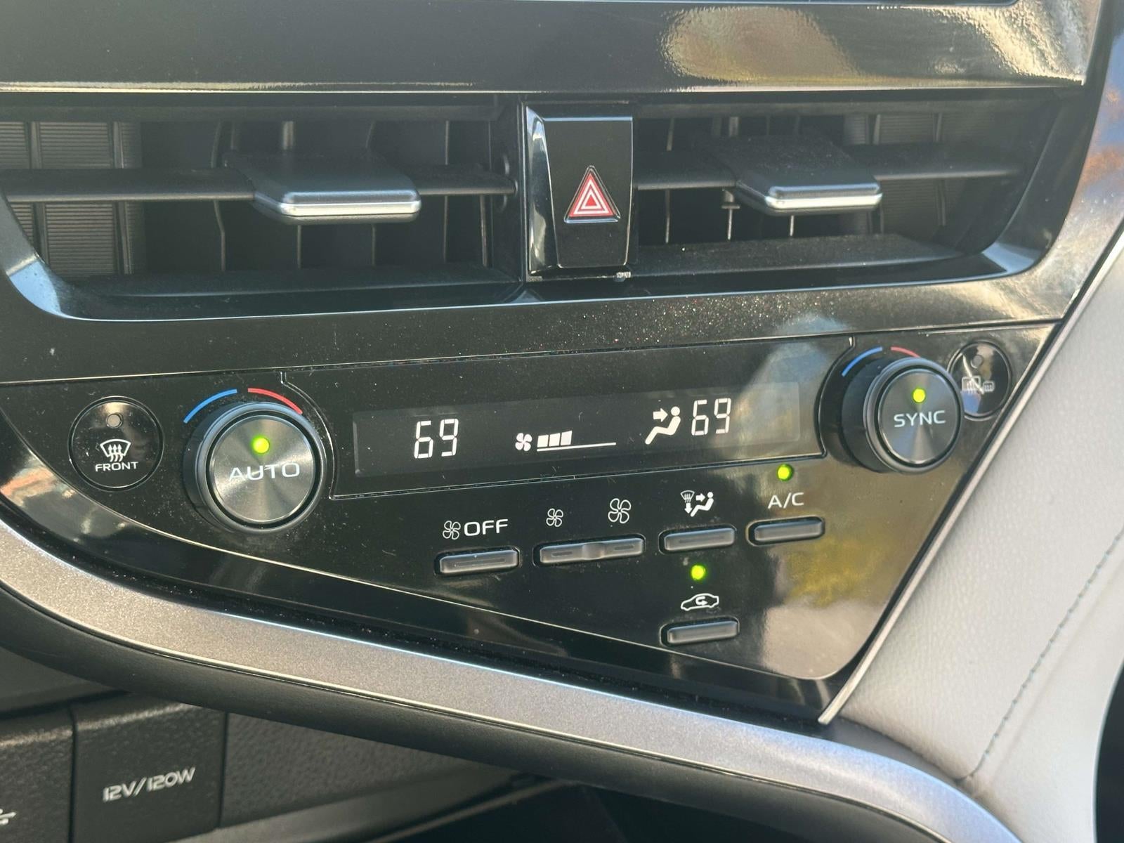 2024 Toyota Camry Hybrid LE CVT (Natl)