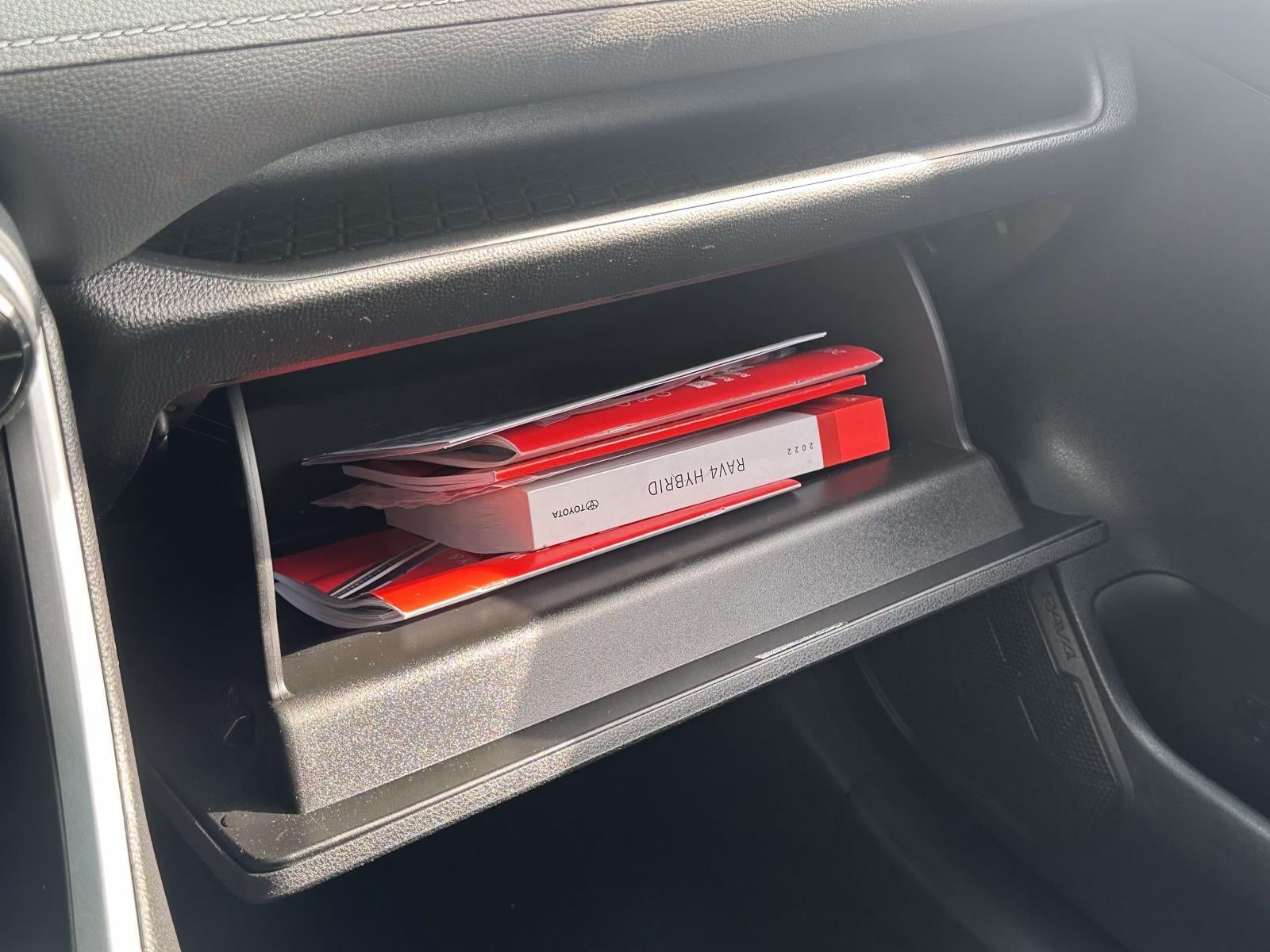 2022 Toyota RAV4 Hybrid XLE AWD (Natl)