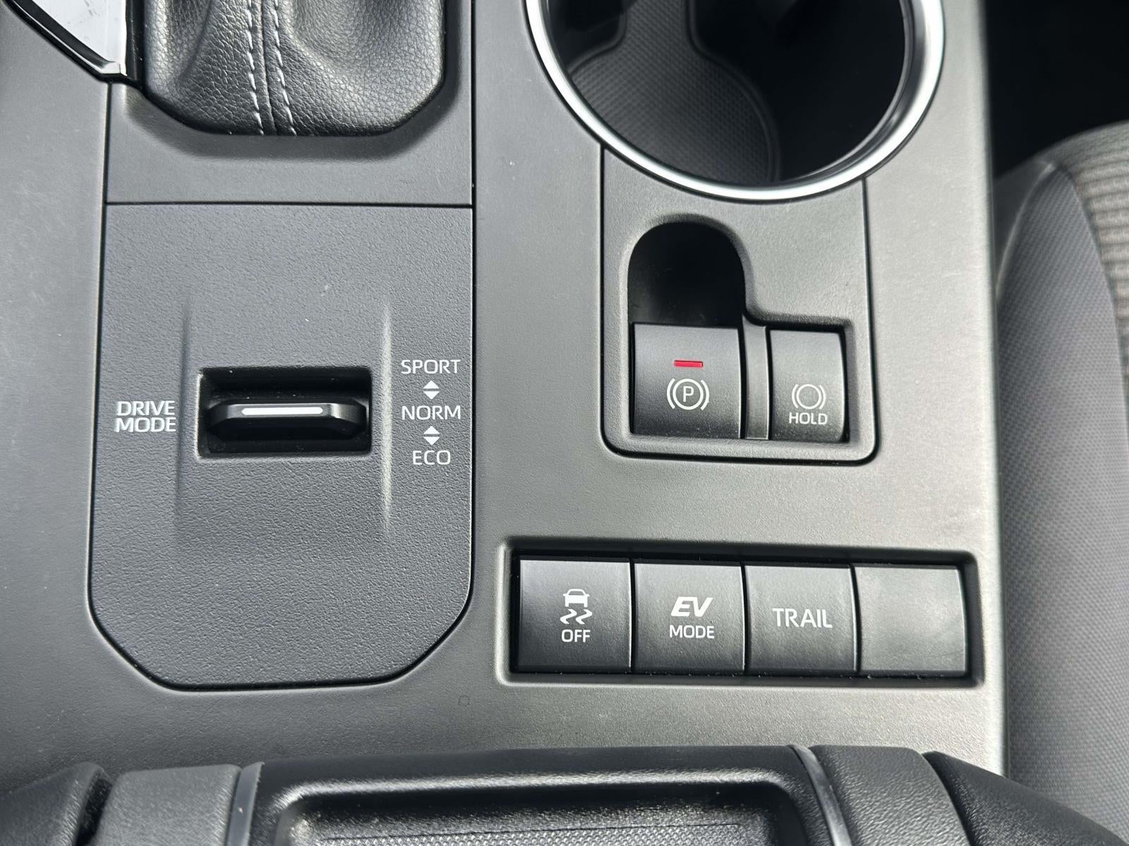 2022 Toyota Highlander Hybrid LE AWD (Natl)