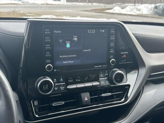 2022 Toyota Highlander Hybrid LE AWD (Natl)