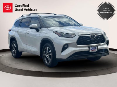 2022 Toyota Highlander XLE AWD (Natl)