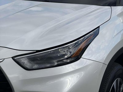 2022 Toyota Highlander XLE AWD (Natl)