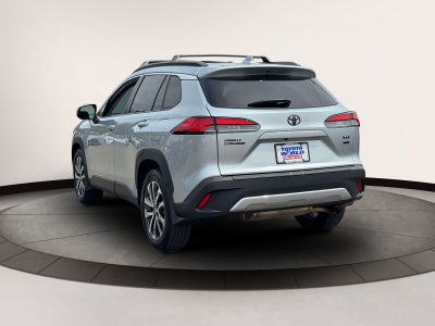 2023 Toyota Corolla Cross XLE 4WD (Natl)