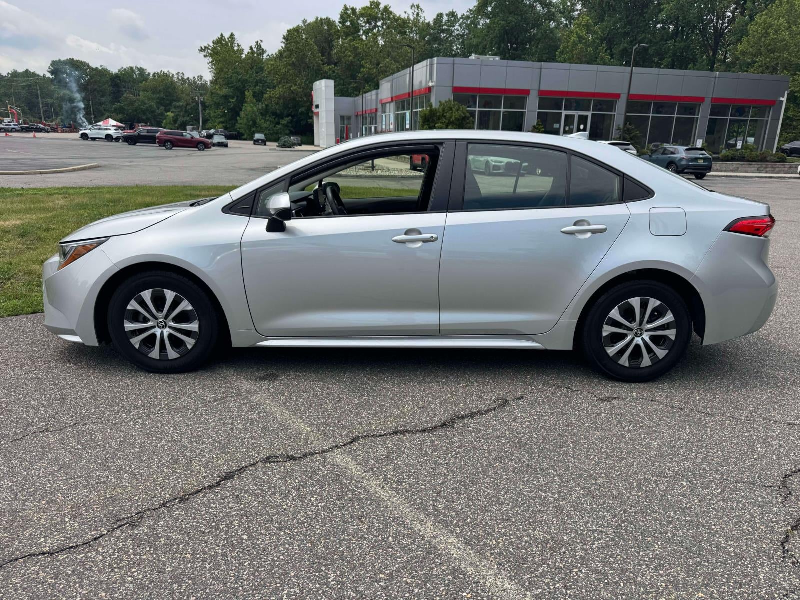 2022 Toyota Corolla Hybrid LE CVT (Natl)