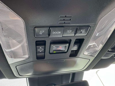 2025 Toyota RAV4 Hybrid XSE AWD (Natl)