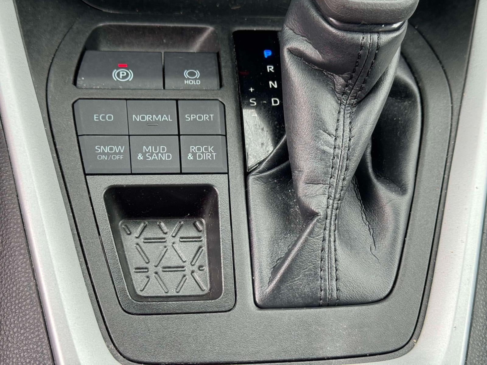 2023 Toyota RAV4 XLE AWD (Natl)