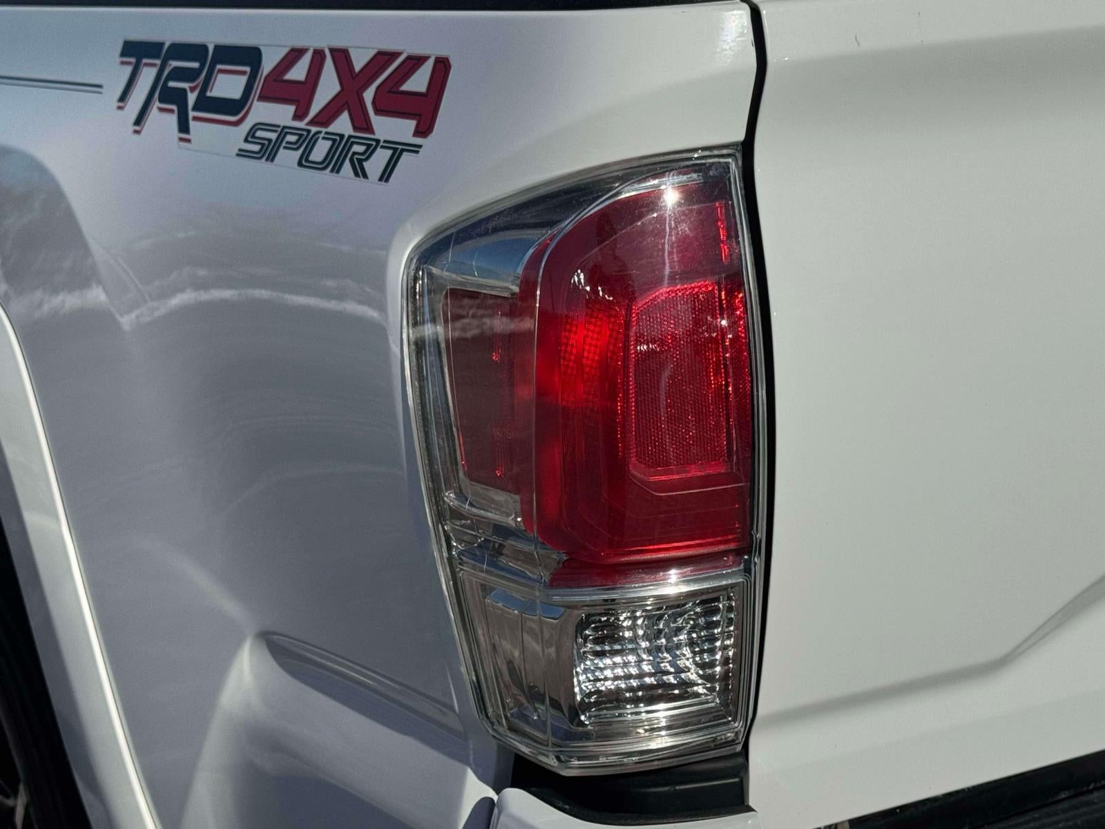 2020 Toyota Tacoma 4WD TRD Sport Double Cab 6' Bed V6 AT (Natl)