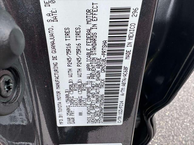 2023 Toyota Tacoma 4WD SR5 Double Cab 6' Bed V6 AT (Natl)