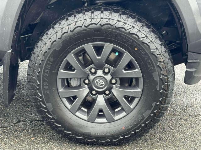 2023 Toyota Tacoma 4WD SR5 Double Cab 6' Bed V6 AT (Natl)