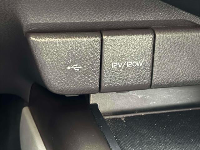 2023 Toyota Camry LE Auto AWD (Natl)