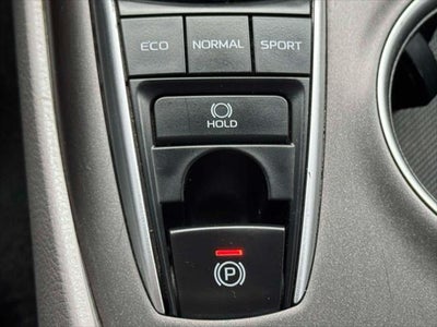 2023 Toyota Camry LE Auto AWD (Natl)