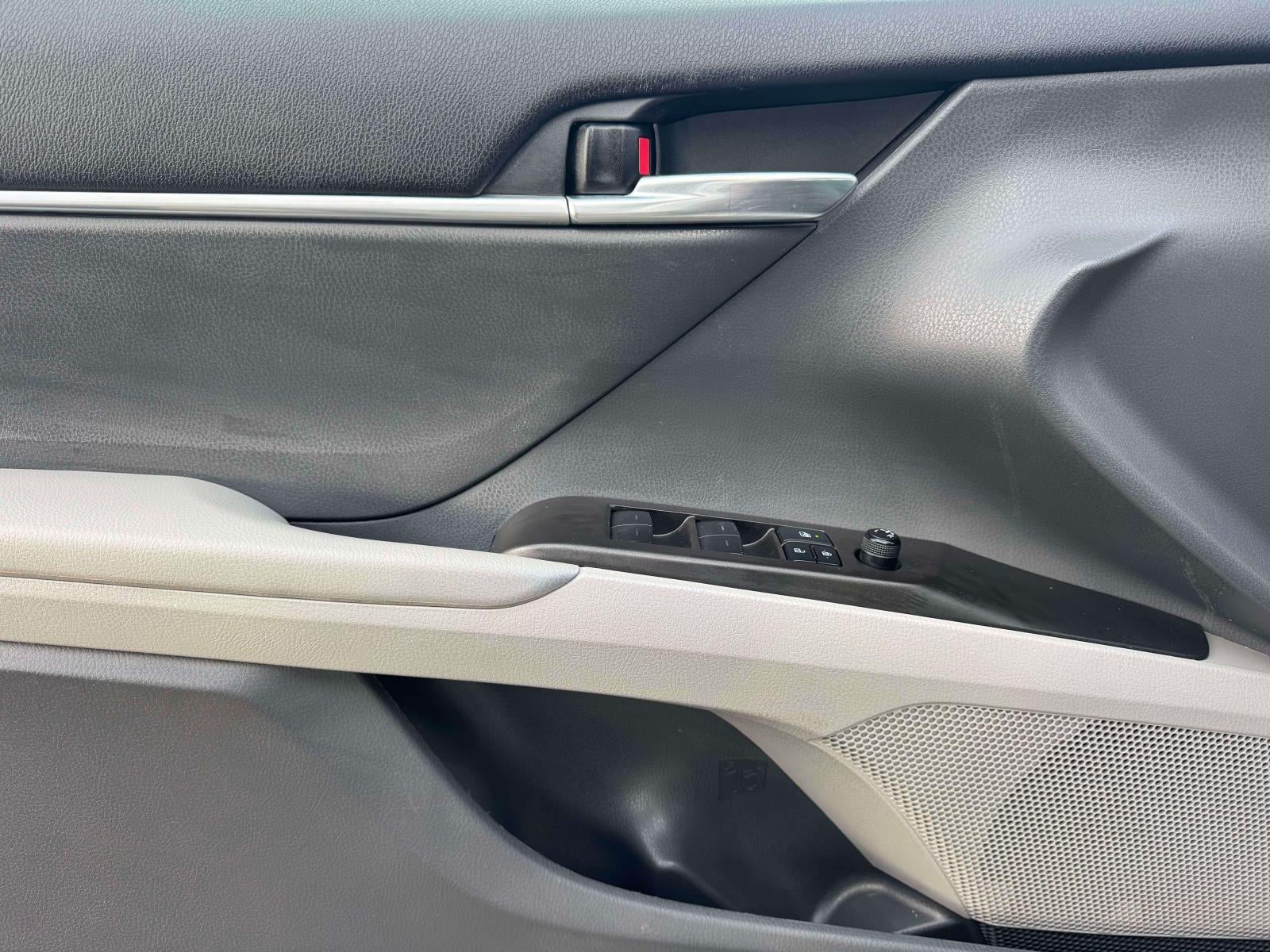 2022 Toyota Camry LE Auto (Natl)