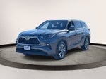 2022 Toyota Highlander XLE AWD (Natl)