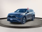 2025 Toyota Highlander Hybrid XLE AWD (Natl)