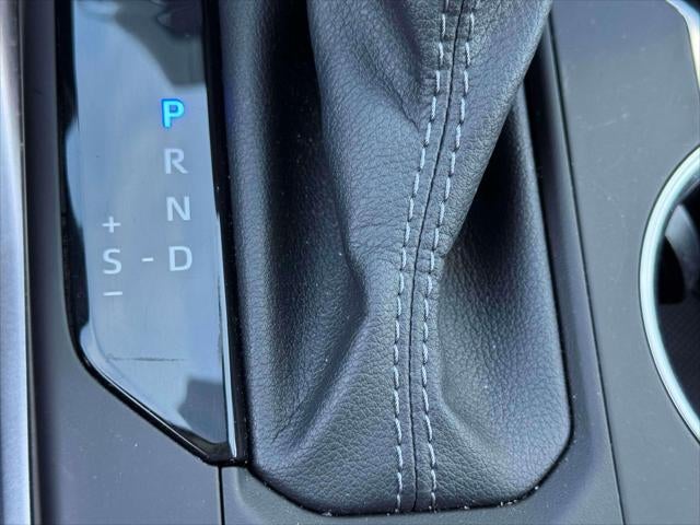 2025 Toyota Highlander Hybrid XLE AWD (Natl)