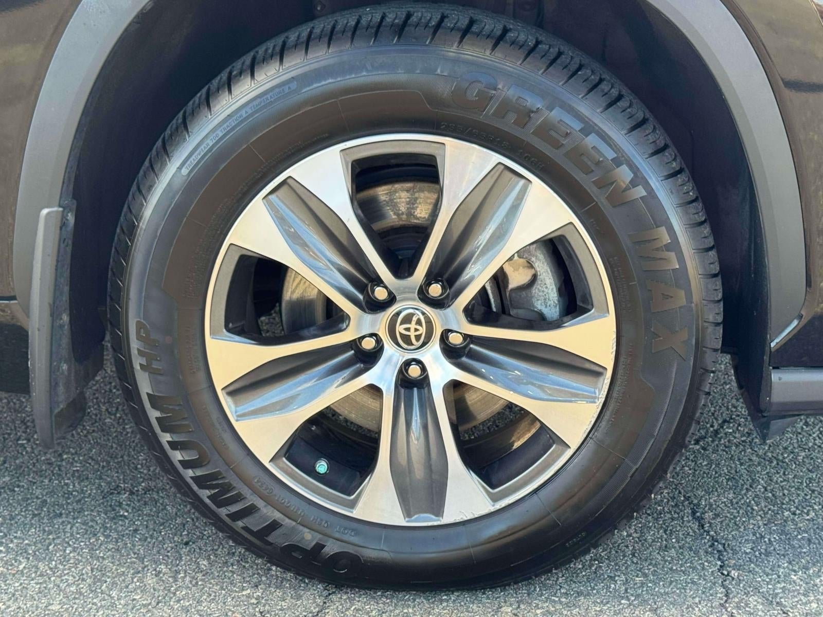 2023 Toyota Highlander XLE AWD (Natl)