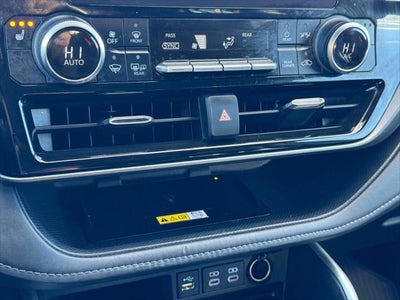 2023 Toyota Highlander XLE AWD (Natl)