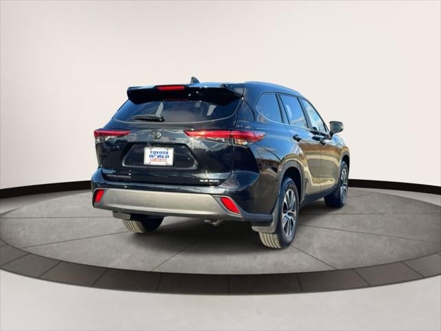 2023 Toyota Highlander XLE AWD (Natl)