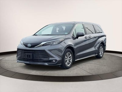 2025 Toyota Sienna XLE AWD 7-Passenger (Natl)