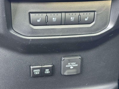 2025 Toyota Tundra 4WD Platinum Hybrid CrewMax 5.5' Bed (Natl)