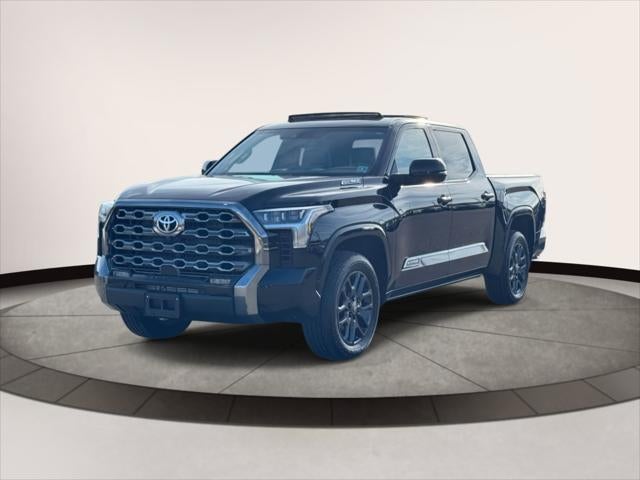 2025 Toyota Tundra 4WD Platinum Hybrid CrewMax 5.5' Bed (Natl)