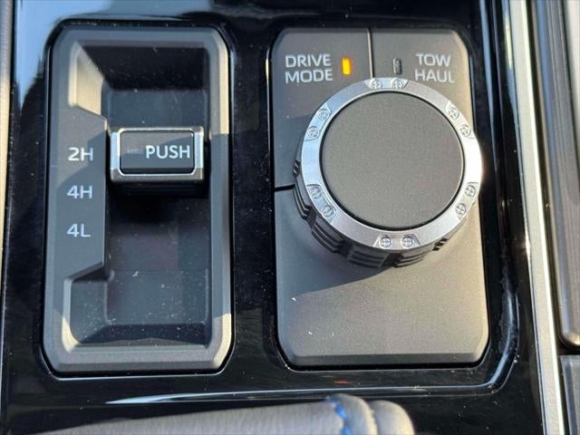 2025 Toyota Tundra 4WD Platinum Hybrid CrewMax 5.5' Bed (Natl)