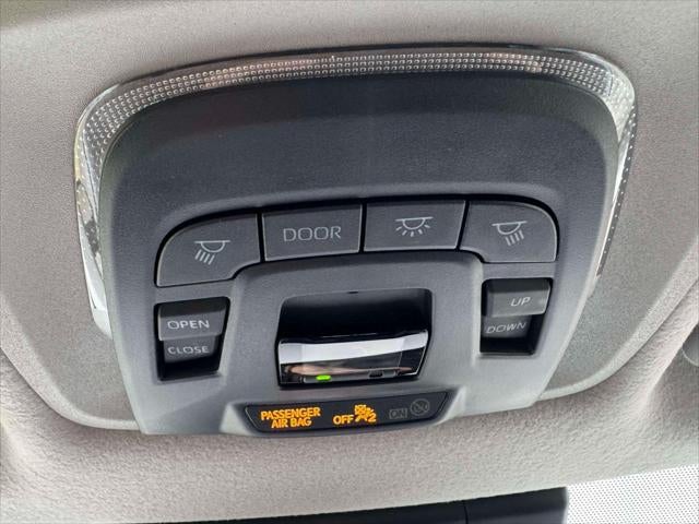 2023 Toyota Corolla Cross LE 4WD (Natl)