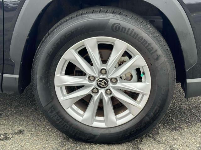 2023 Toyota Corolla Cross LE 4WD (Natl)