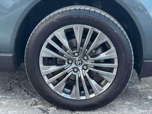 2023 Toyota Venza XLE AWD (Natl)