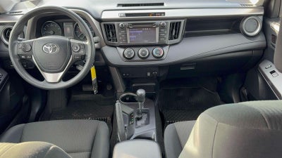 2018 Toyota RAV4 LE AWD (Natl)