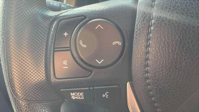 2018 Toyota RAV4 LE AWD (Natl)