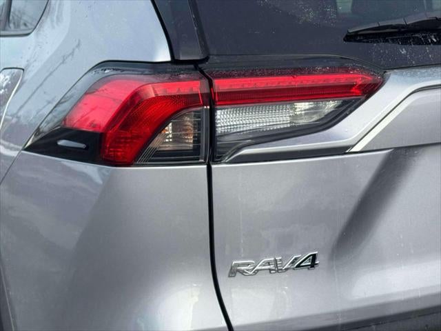 2019 Toyota RAV4 Hybrid XLE AWD (Natl)